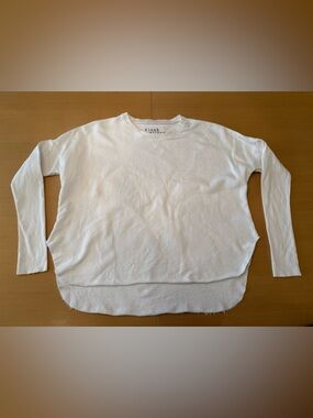 Frank & Eileen Boxy Oversized White Sweatshirt With Fitted Sleeves